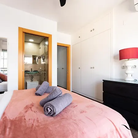 1st Line From The Beach, Views, Pool, Parking * Torremolinos