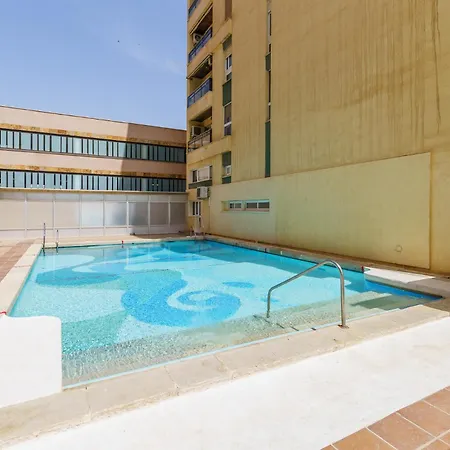 Apartamento 1st Line From The Beach, Views, Pool, Parking