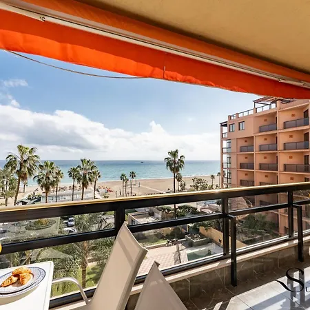 1st Line From The Beach, Views, Pool, Parking Τορρεμολίνος