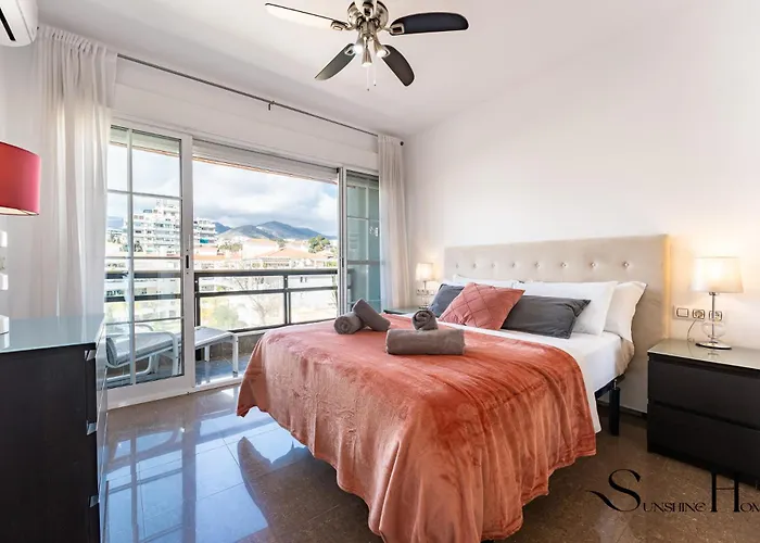 1st Line From The Beach, Views, Pool, Parking Apartment Torremolinos