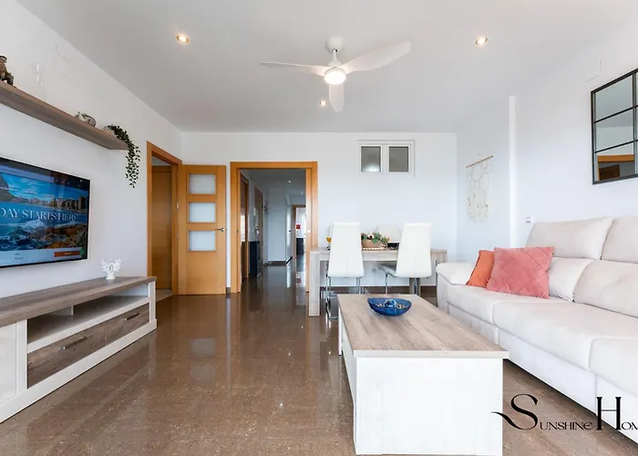 1st Line From The Beach, Views, Pool, Parking Apartment *