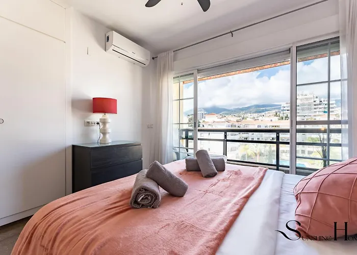 1st Line From The Beach, Views, Pool, Parking Apartment Torremolinos