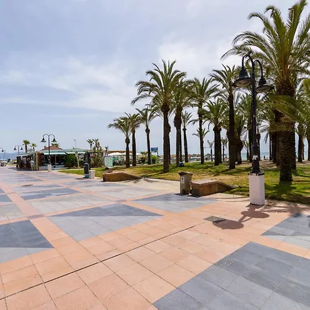 1st Line From The Beach, Views, Pool, Parking Lägenhet *